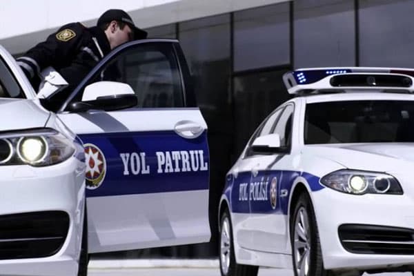 Yol polisinin sürücüləri təqib etməsi doğrudurmu? (VİDEO)