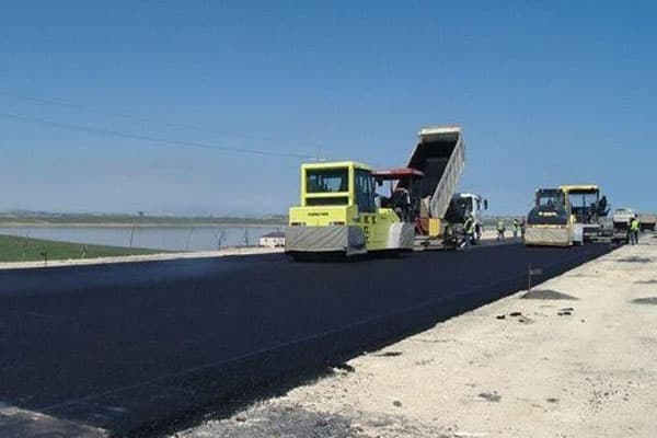 Prezident yol tikintisinə 13.5 milyon manat ayırdı