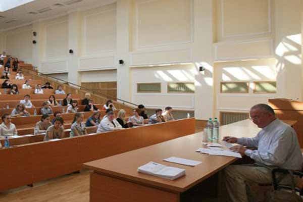200 azərbaycanlı gənc Macarıstanda ali təhsil alacaq
