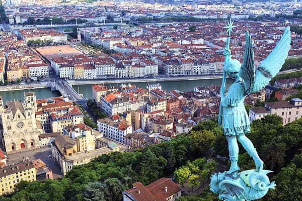 Bütün Fransa azərbaycanlı Qadir Babayevin müdafiəsinə qalxdı