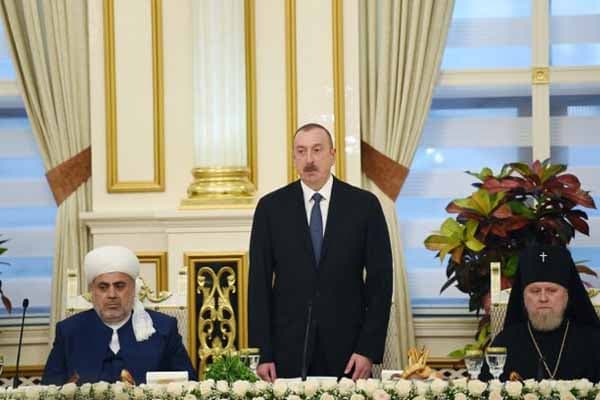 Bakı üçün “təhlükəsizlik peyvəndi” - QMİ-nin Avropadakı konfransları Prezidentin hansı mesajını daşıyır?