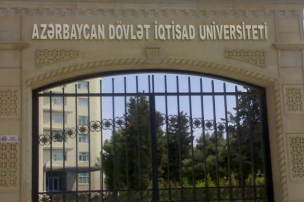 İqtisad Universitetində yanğın olub (YENİLƏNİB)