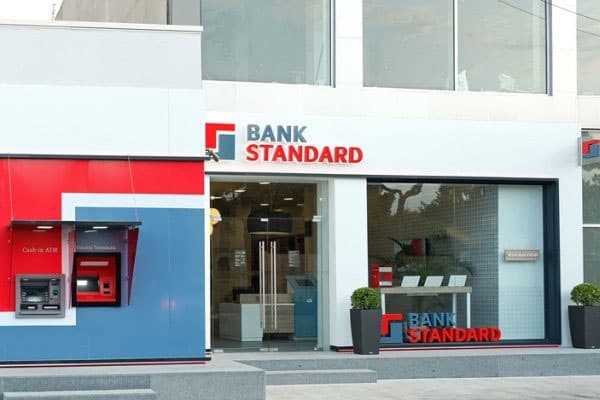 Ekspert: “Fond banklarda min cür oyundan çıxır” 