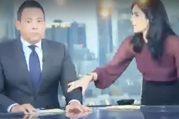 Zəlzələyə görə canlı efir dayandı: aparıcı stolun altına girdi (VİDEO)