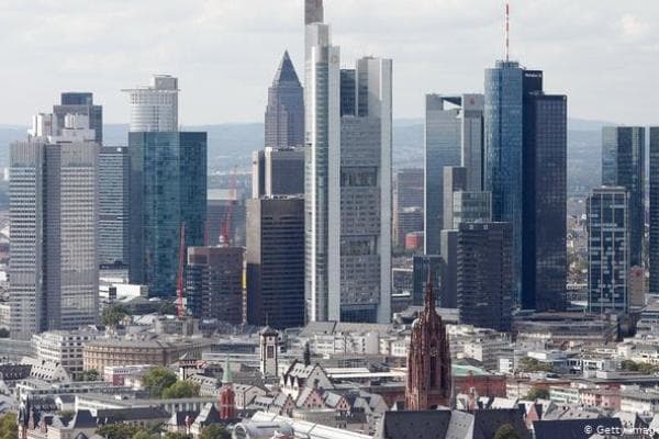 Frankfurtda 16500 insan evakuasiya edilir