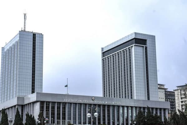 Deputatlar gələn həftə tətilə çıxacaq