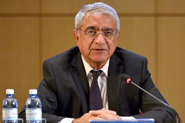 Hafiz Paşayev: "Azərbaycan diplomatiyası asan yol keçməyib"