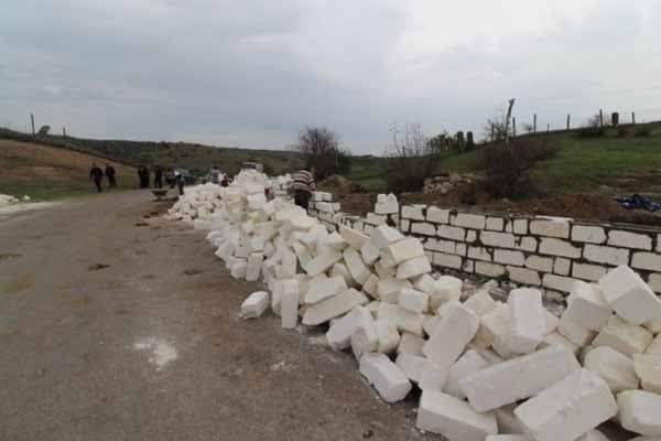 Azərbaycan-Ermənistan sərhədində istinad divarı çəkilir (FOTO)