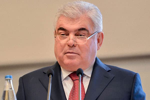 Ziya Məmmədovdan yeni xəbər var: ibadət edir, şeir yazır...