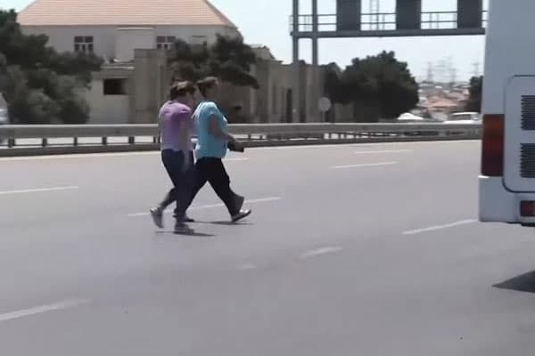 Piyadaların canını alan “qıl körpüsü” (VİDEO)