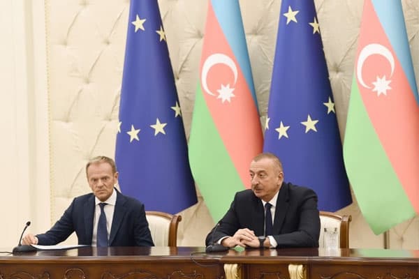 Prezident: "Avropa Komissiyası ilə Azərbaycan arasında yeni sazişlə bağlı danışıqlar uğurla davam edir"