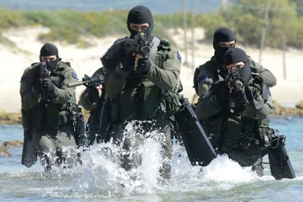 Xüsusi təyinatlı “Alfa” və “Vımpel” zabitləri Azərbaycan üzərindən hara qaçıb?