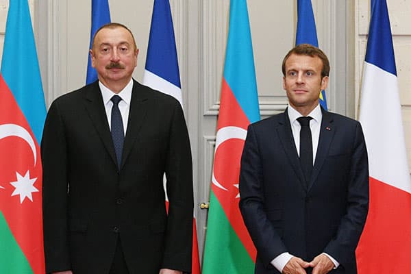 İlham Əliyev Emmanuel Makrona məktub göndərdi