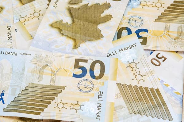 Büdcə kəsiri 546 milyon manata çatdı