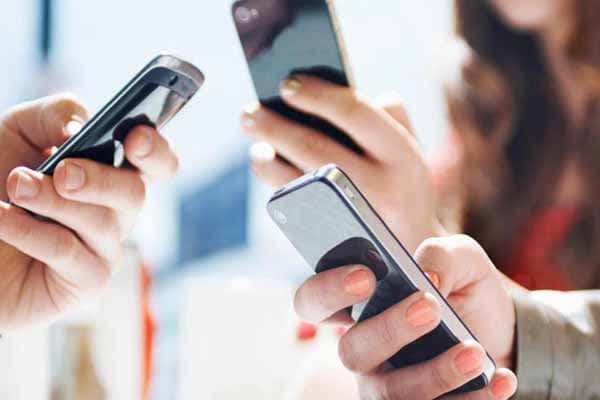 Azərbaycanda mobil rabitə operatorları nə qədər gəlir əldə edib?