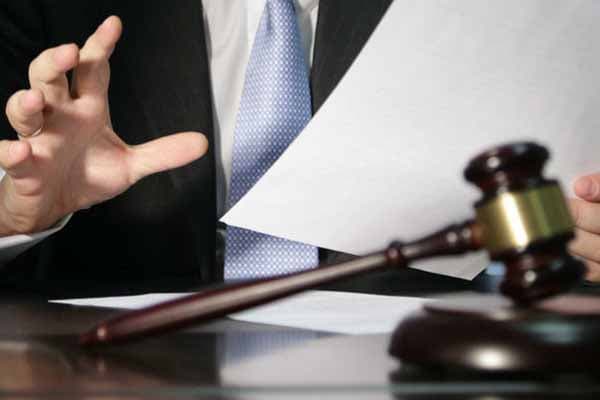 Bu vəsait birbaşa hakimlərin bank hesabına köçürüləcək