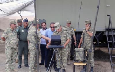 İtkin düşən pilotun qohumları nazirlə görüşüblər
