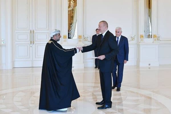 İlham Əliyev yeni səfirləri qəbul etdi (FOTO)