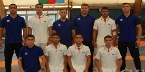 İki güləşçimiz dünya çempionatının finalında