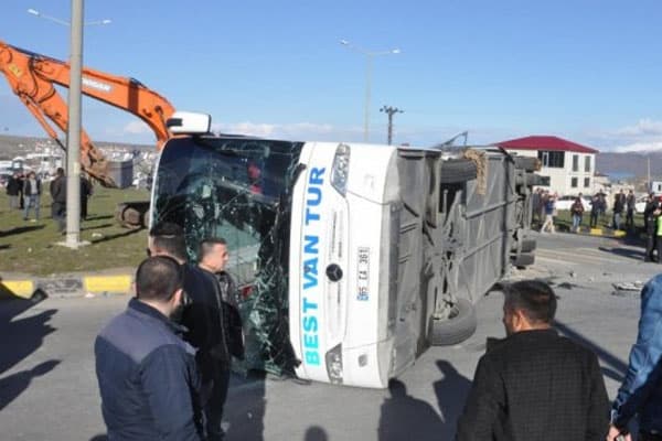 Türkiyədə azərbaycanlı turistlərin avtobusu aşdı: çox sayda yaralı var