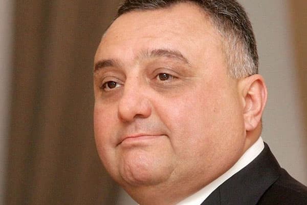 Eldar Mahmudovun əmisi oğlunun işi: “MTN-də sözü müavinlərdən çox keçirdi”