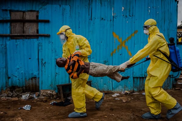 Dörd gündə 36 nəfər Ebolanın qurbanına çevrildi