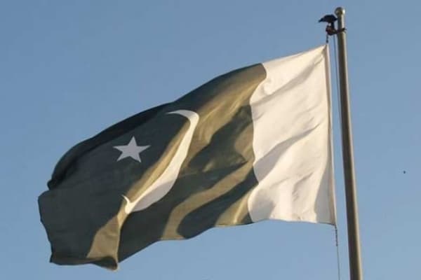 Pakistan Hindistandan səfirini geri çağırmağı tələb etdi