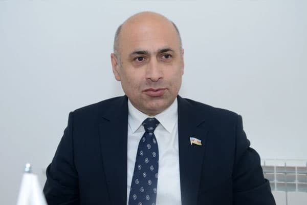 Daha bir deputatın biznesi: Ticarət mərkəzi tikdirib (FOTO)