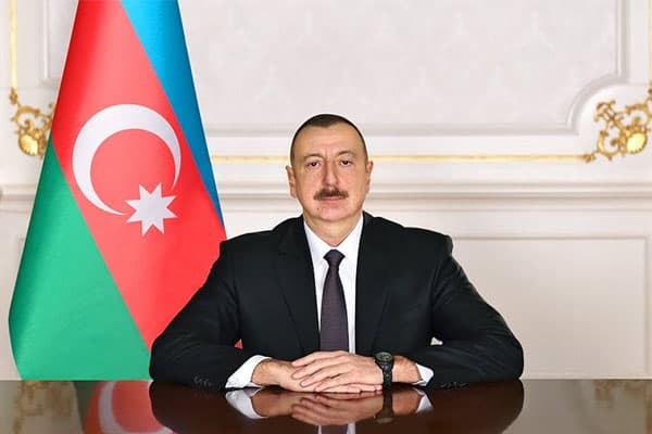 İlham Əliyev DSX-nin şəxsi heyətini təbrik edib