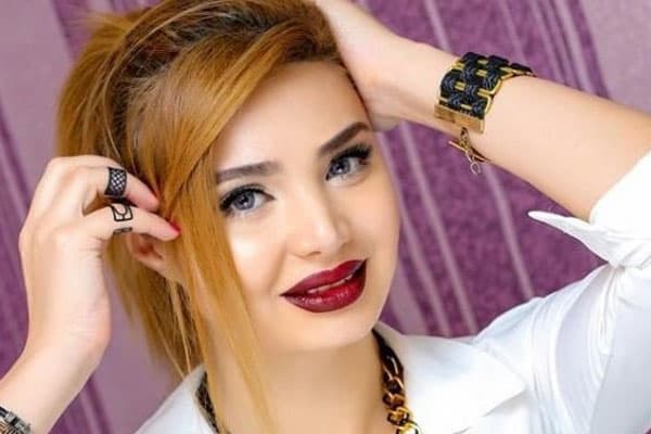 Daha bir aktrisa aparıcılığa başladı