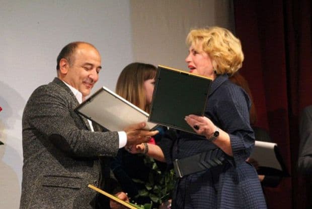 Azərbaycanlı aktyor beynəlxalq mükafata layiq görüldü