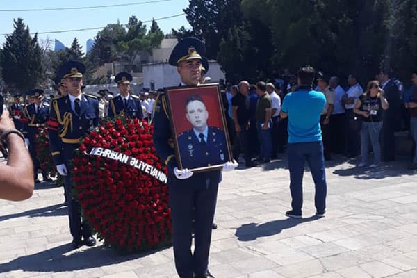Rəşad Atakişiyev dəfn edildi (FOTOLAR)