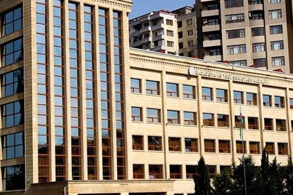 Nazirlik ağac kəsən şəxsi 2360 manat cərimələyib