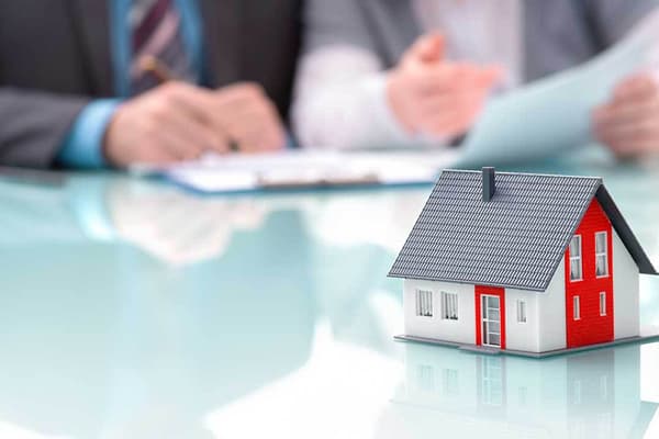 Ukrayna vətəndaşı Bakı sakininə 160 min dollarlıq dələduzluq edib