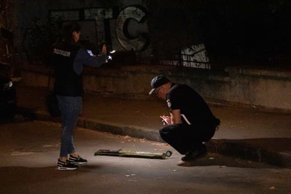 Ukraynada şirkət binasına qumbaraatanla hücum