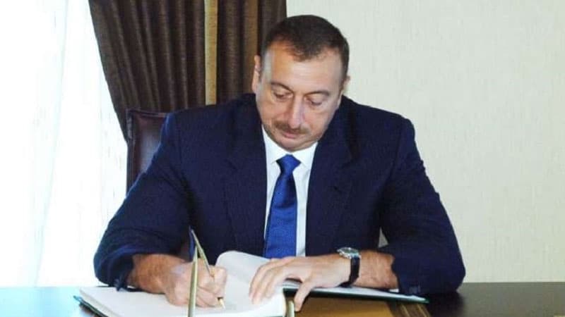 “Avtomobil nəqliyyatı haqqında” qanuna dəyişiklik edildi