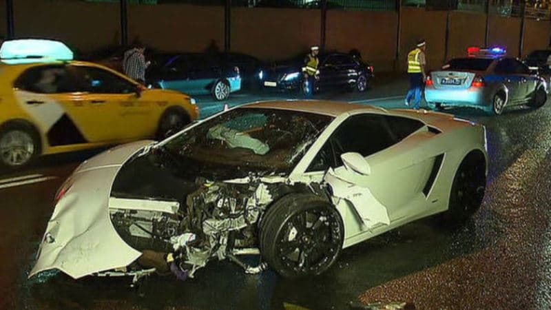 Azərbaycanlı biznesmen "Lamborghini" ilə ağır qəza törətdi (FOTO/VİDEO)