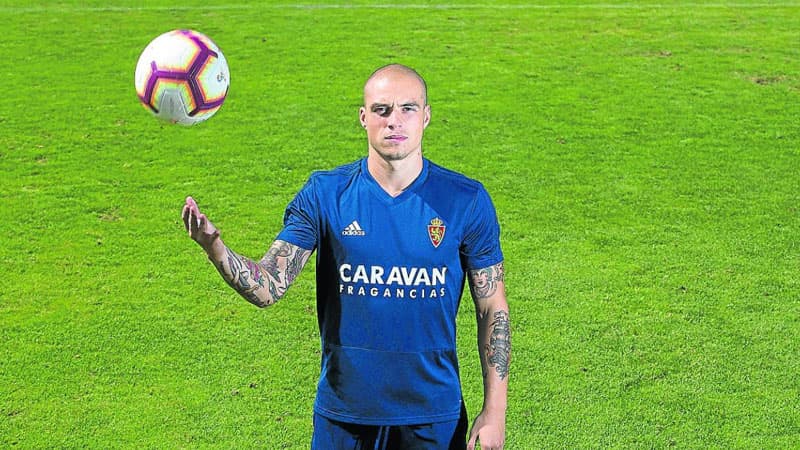 "Qarabağ" daha bir ispan futbolçu transfer edir