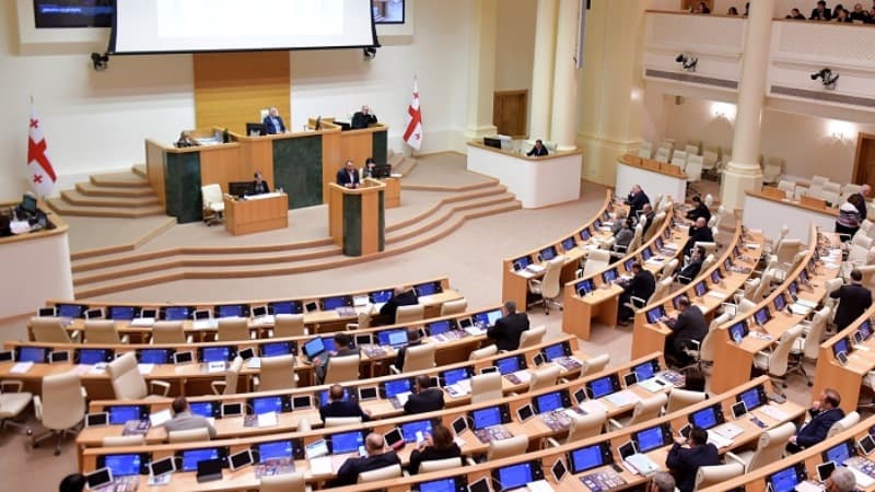 Gürcüstanda Baş nazir və 2 nazir təyin edildi (YENİLƏNİB)