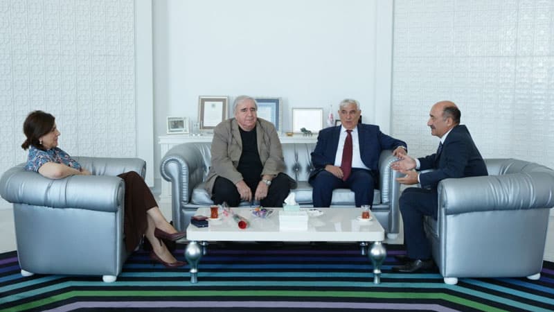 Ramiz Rövşən və Kamal Abdulla fəxri adlarını aldı (FOTOLAR)