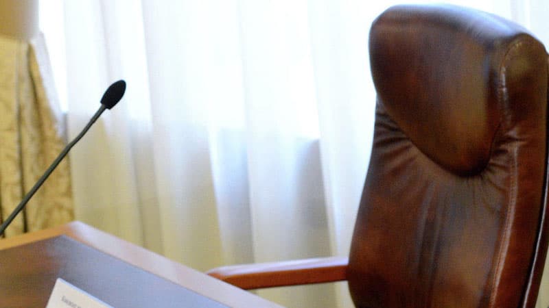 Bakıda məmur iş başında öldü