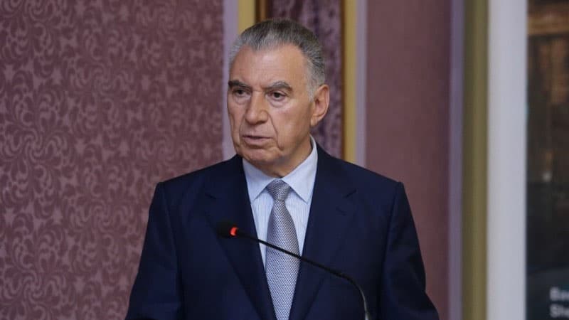 Əli Həsənova ağır itki