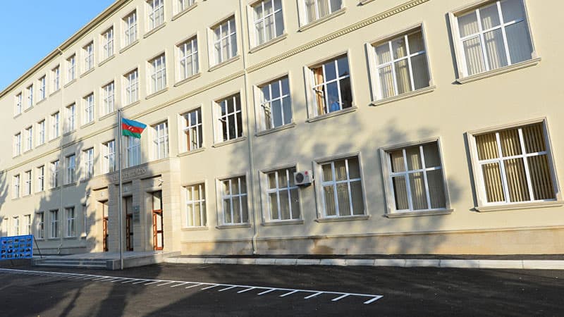 Paytaxtda yeni məktəblər tikilir