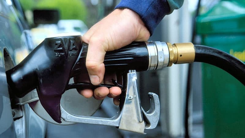 SOCAR rəsmisi: "Məhz dövlətin dəstəyi sayəsində benzinin qiyməti artmayacaq"