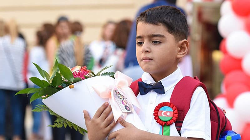 Uşaqlarda məktəb qorxusunu necə yenmək olar? - Valideynlərə məsləhət