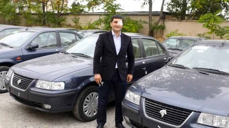 Kamil Musəviyə avtomobil hədiyyə verildi (FOTO)