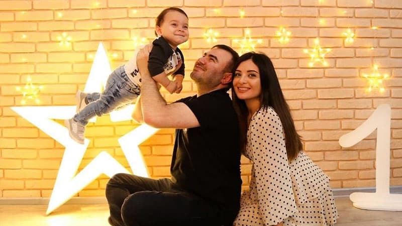 Şəhriyar Məmmədyarov ailəsi ilə kamera qarşısında (FOTOLAR)