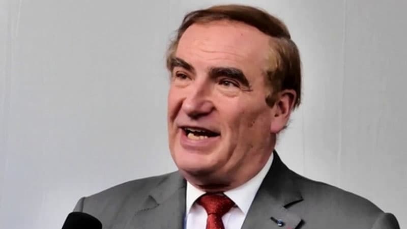Azərbaycana şeir həsr edən fransız kimdir?
