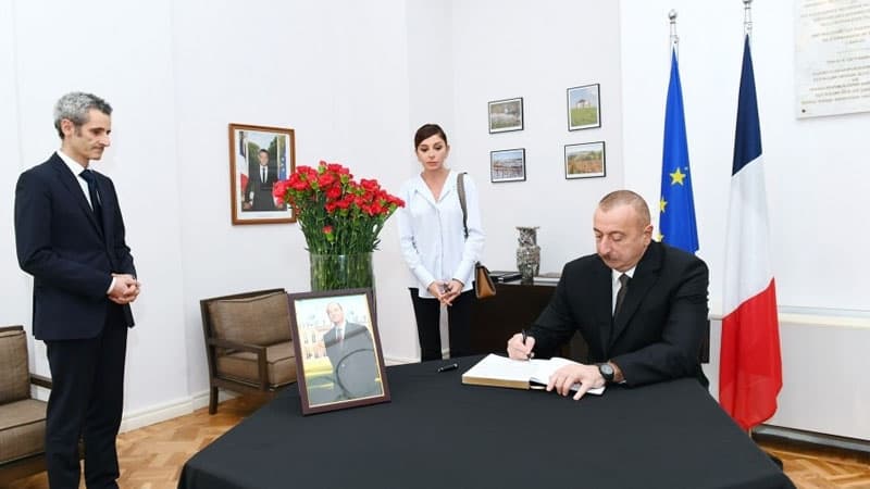 İlham Əliyev və xanımı Jak Şirakla bağlı başsağlığı verib (FOTO/YENİLƏNİB)