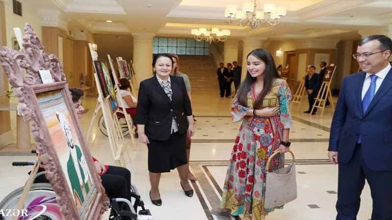 Leyla Əliyeva “Nəsimi” antreprizasının təqdimatında (FOTO)